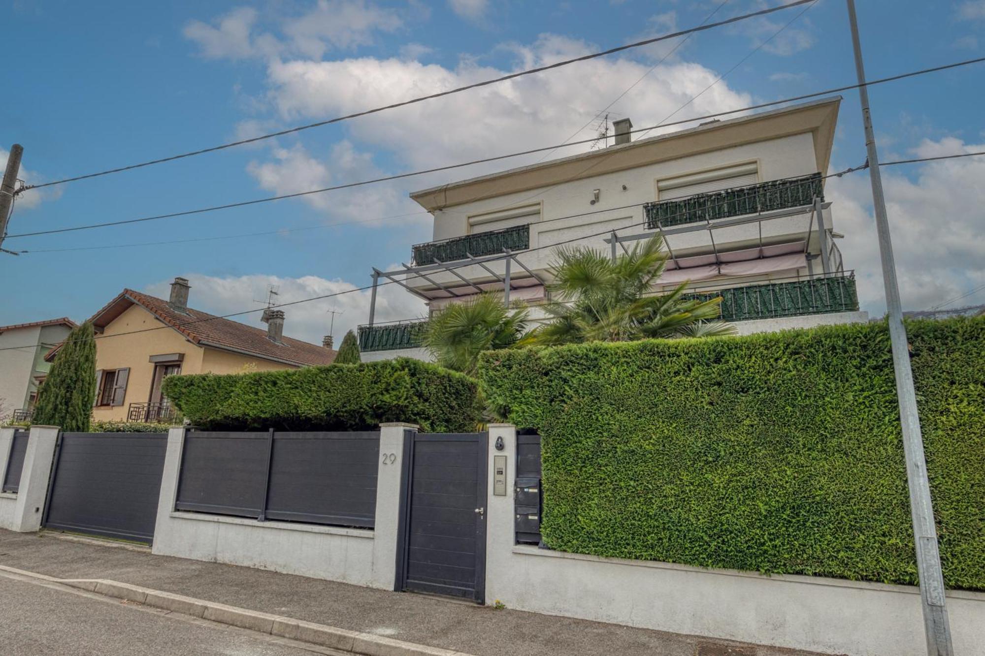 La Villa - Piscine / Karaoke / Jeux Fontaine  Ngoại thất bức ảnh